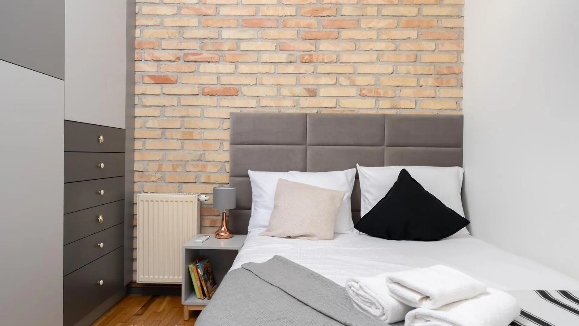 Park Krakowski Loft Apartment Krakow